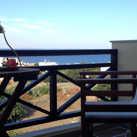 Theodorou Hotel Azólimnosz Kültér fotó