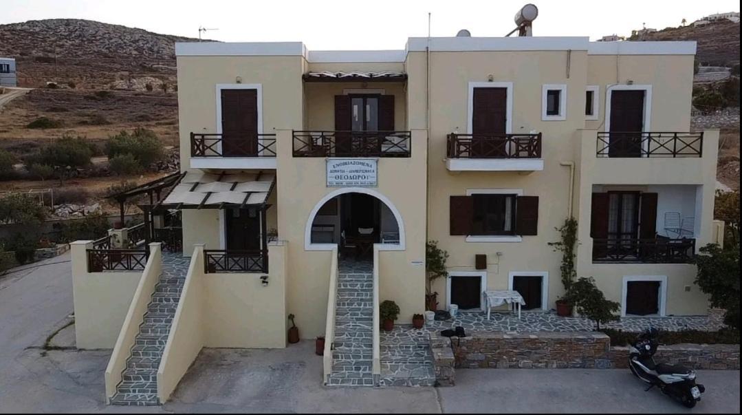 Theodorou Hotel Azólimnosz Kültér fotó