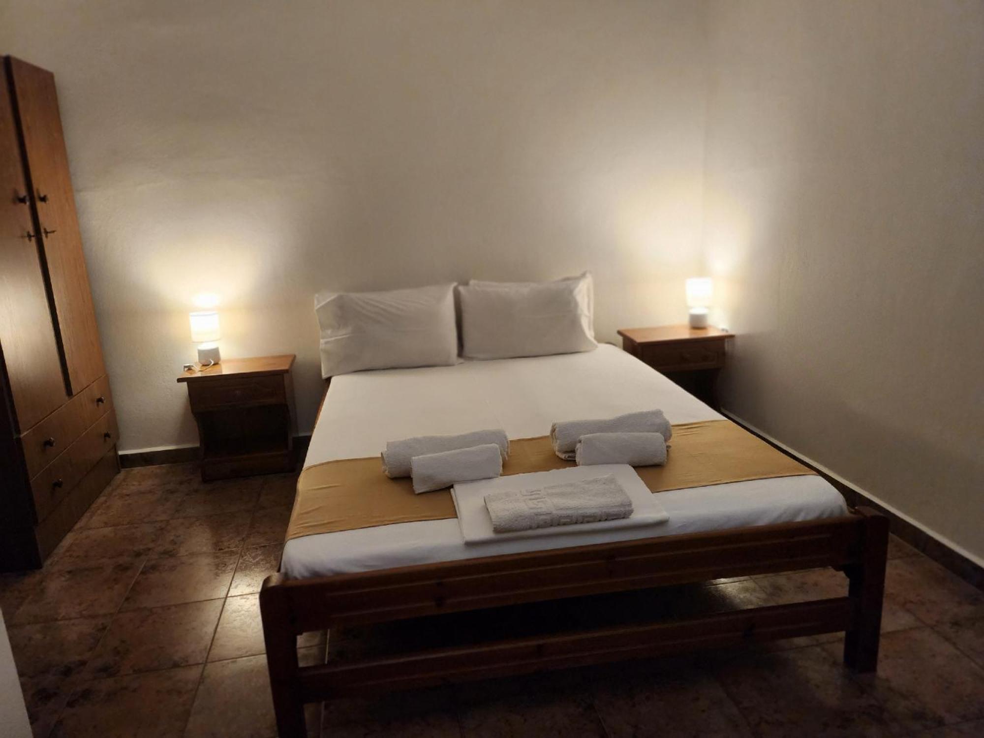 Theodorou Hotel Azólimnosz Kültér fotó